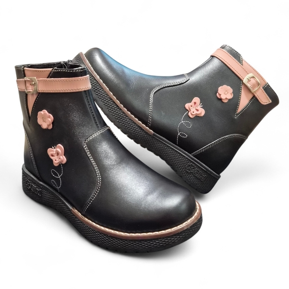 Source Unknown Other - Black Leather Ankle Boots Pink Floral Accents Size 4 (Big Girl)